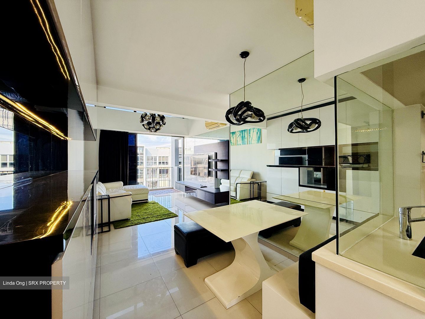Prive (D19), Condominium #575954181